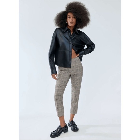 BOGO! Aritzia Babaton Conan Cropped Trouser Pant Houndstooth Plaid Size 2 - Picture 2 of 12